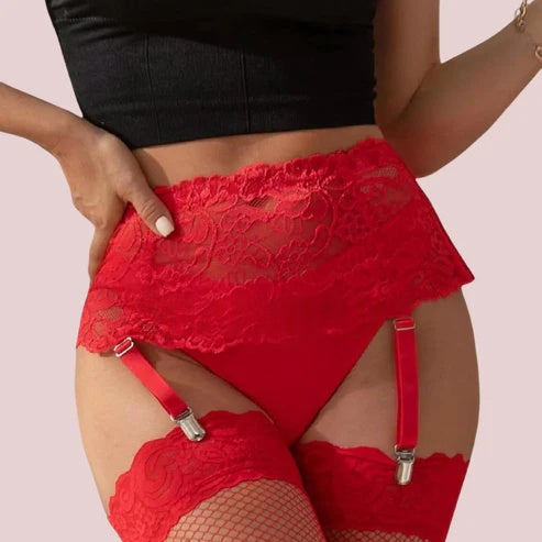 L’Amour Rouge Lace Garter
