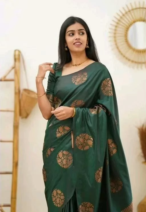 Charvi Drishya Banarasi Silk Green Sarees